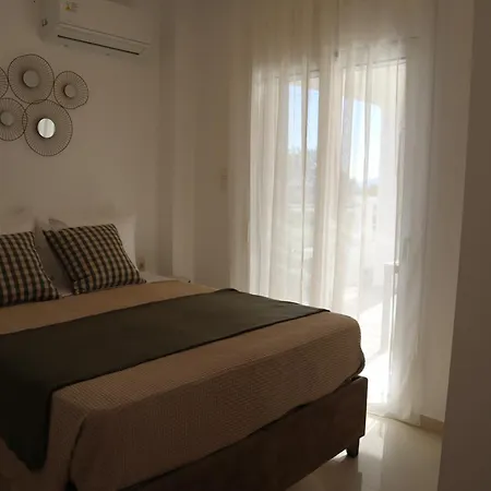 Merelia Luxury Vakantiehuis Charaki